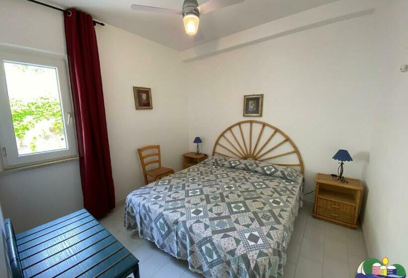 آپارتمان 1 خوابه با تراس, Magi Appartamenti Maga Circe