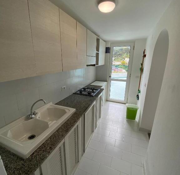 آپارتمان 2 خوابه با تراس, Magi Appartamenti Maga Circe