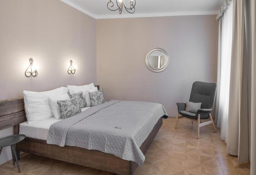 آپارتمان 2 خوابه, 6 Continents Apartments By Prague Residences