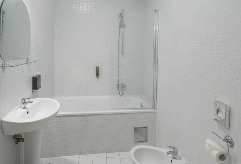 Apartamento 2 Dormitórios, 6 Continents Apartments By Prague Residences