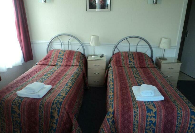 Номер Стандарт, Arundel Park