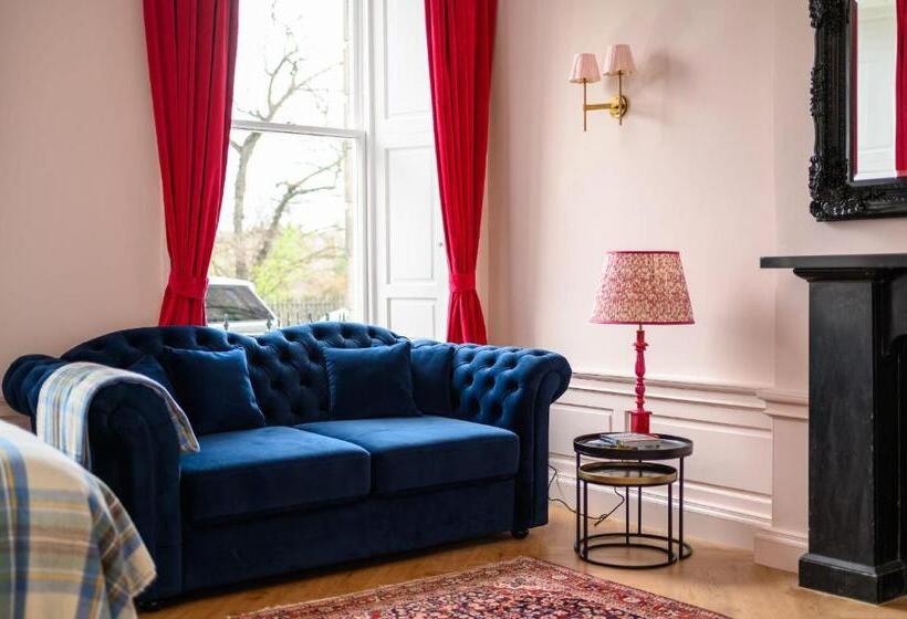 غرفة ديلوكس عائلية, Queen Charlotte Guesthouse