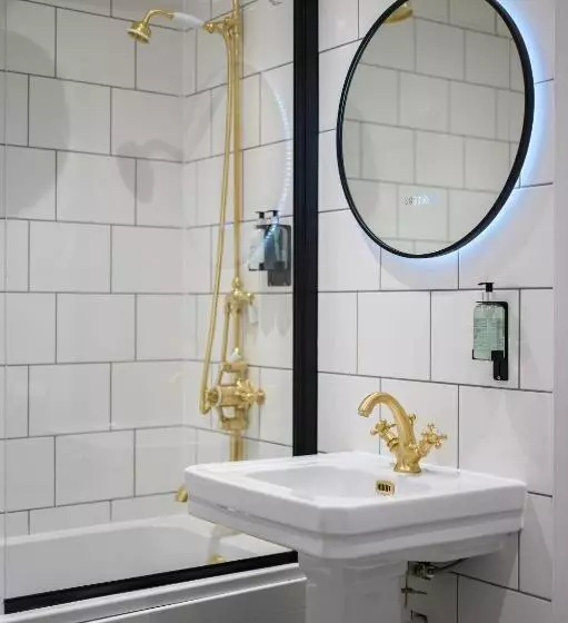 デラックスファミリールーム, Queen Charlotte Guesthouse