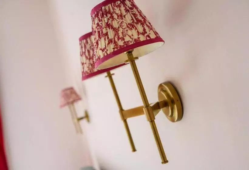 デラックスルーム, Queen Charlotte Guesthouse