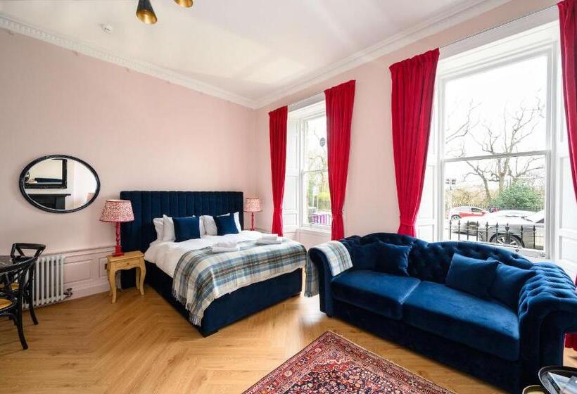 غرفة ديلوكس عائلية, Queen Charlotte Guesthouse