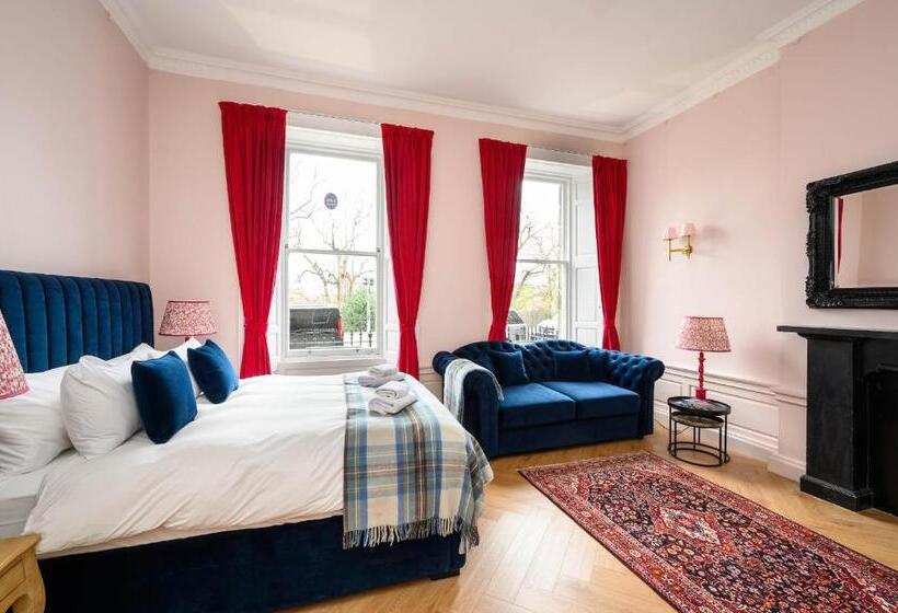 غرفة ديلوكس عائلية, Queen Charlotte Guesthouse