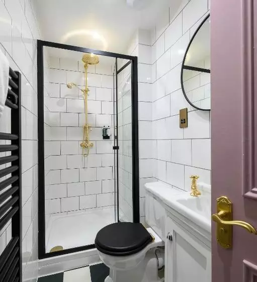 インサイドデラックスルーム, Queen Charlotte Guesthouse