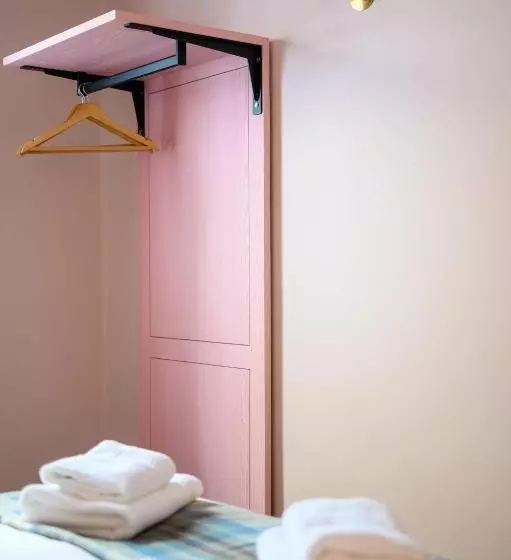 スタンダードルーム, Queen Charlotte Guesthouse
