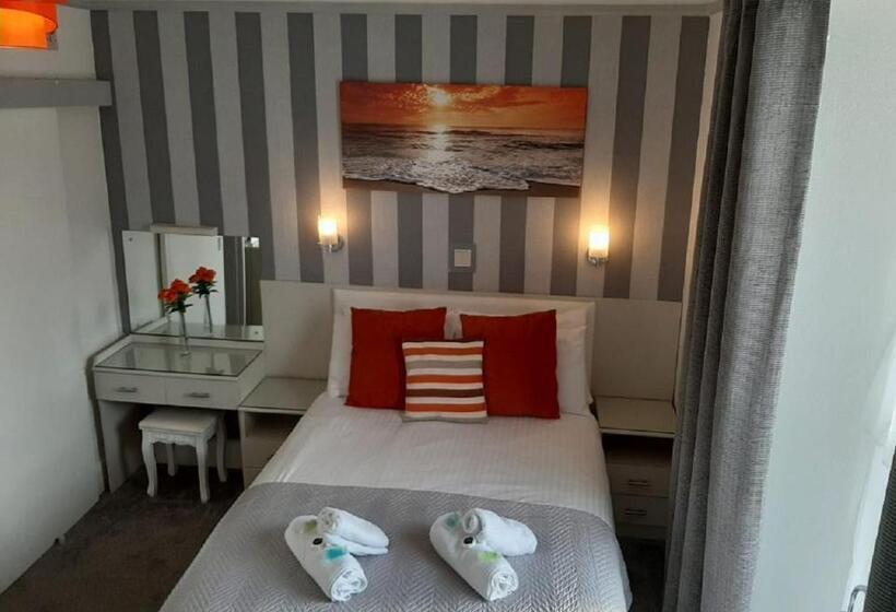 חדר סופריור לשלושה, Seacroft Guest House
