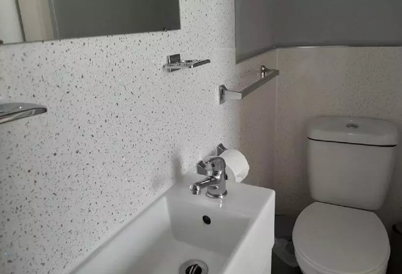 スーペリアトリプルルーム, Seacroft Guest House