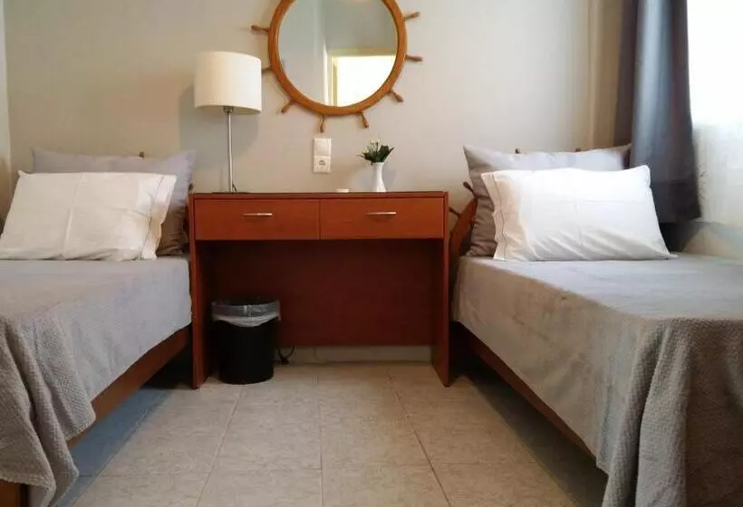 اتاق خانوادگی با چشم‌انداز جانبی دریا, Chryssi Akti, Sure Hotel Collection