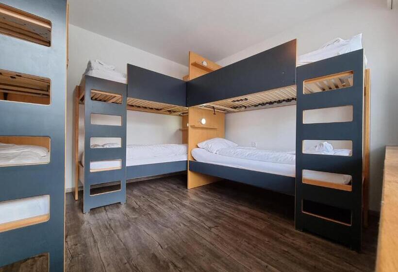 스탠다드 룸 공동 욕실, Hostel By Hyve Basel