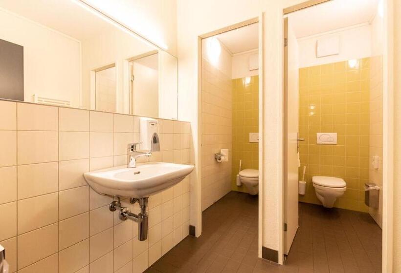 스탠다드 룸 거실포함, Hostel By Hyve Basel