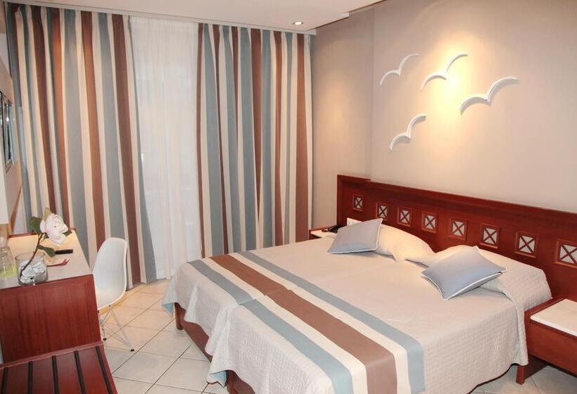 ファミリールーム, Evilion Sea And Sun