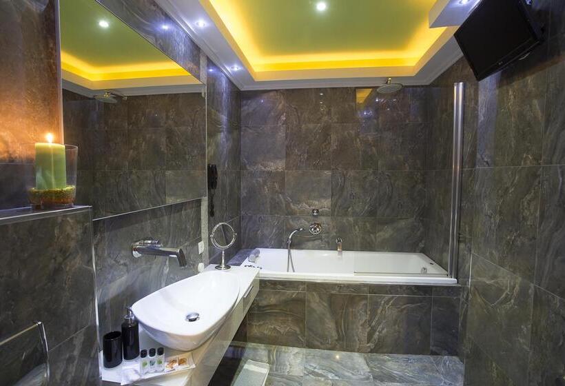 ファミリールーム, Evilion Sea And Sun