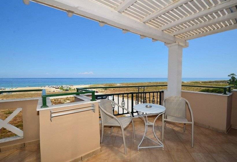 סוויטת ג'וניור נוף לים, Evilion Sea And Sun