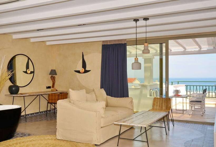 סוויטת דלוקס נוף לים, Evilion Sea And Sun