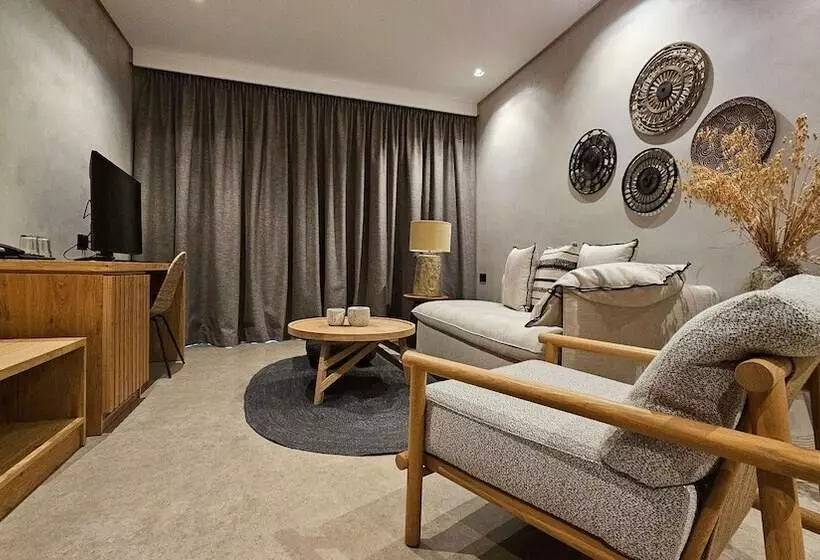 Deluxe-huone, Evilion Sea And Sun
