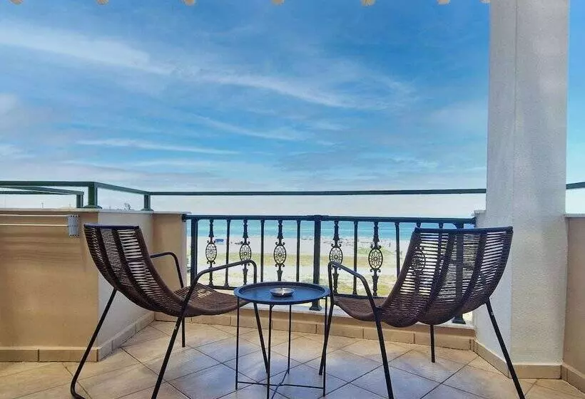 Deluxe Suite Sea View, Evilion Sea And Sun
