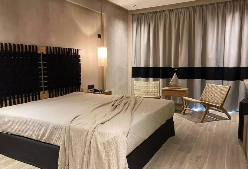 Superior-huone, Evilion Sea And Sun