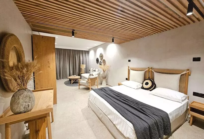 Deluxe-huone, Evilion Sea And Sun