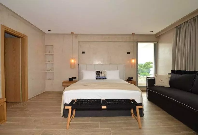 Deluxe-huone, Evilion Sea And Sun