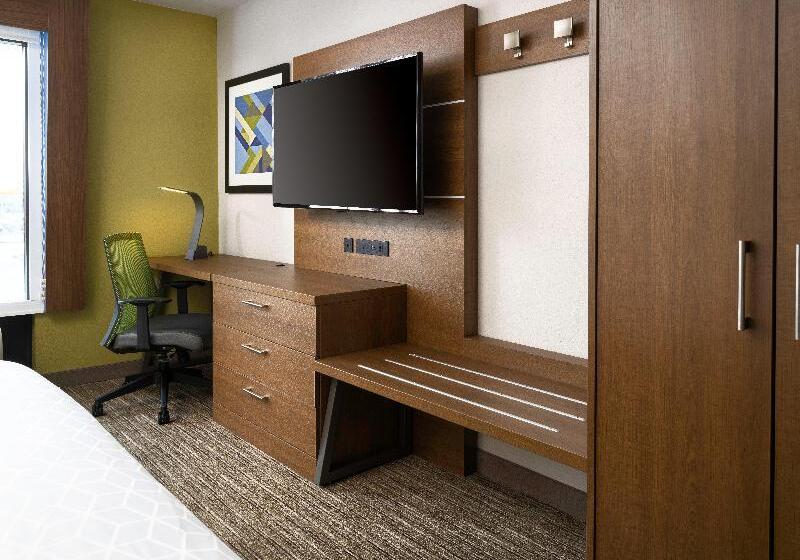 Стандартный Номер Кровать Кинг, Holiday Inn Express Hotel & Suites Olive Branch, An Ihg