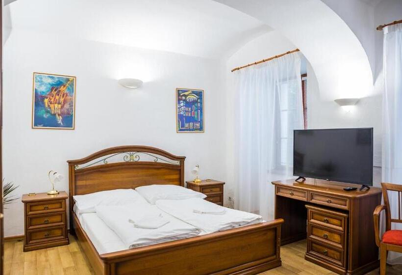 غرفة ديلوكس, Hostel Little Quarter