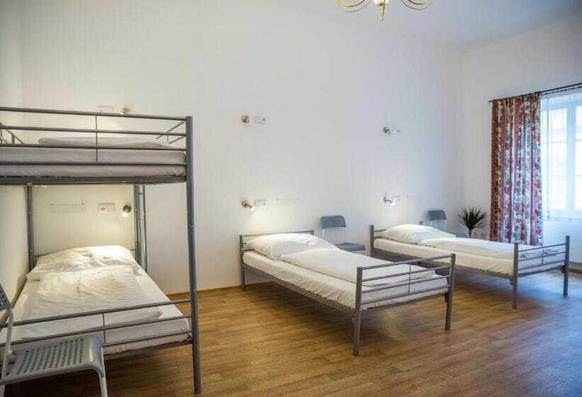 غرفة قياسية رباعية, Hostel Little Quarter