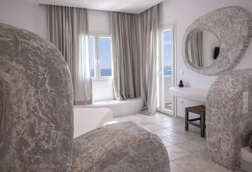 سوییت با چشم‌انداز دریا, Aloni Hotel & Suites