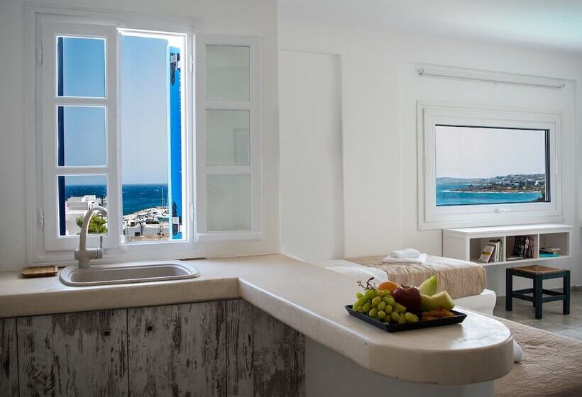 جناح مطلّ علي البحر, Aloni Hotel & Suites