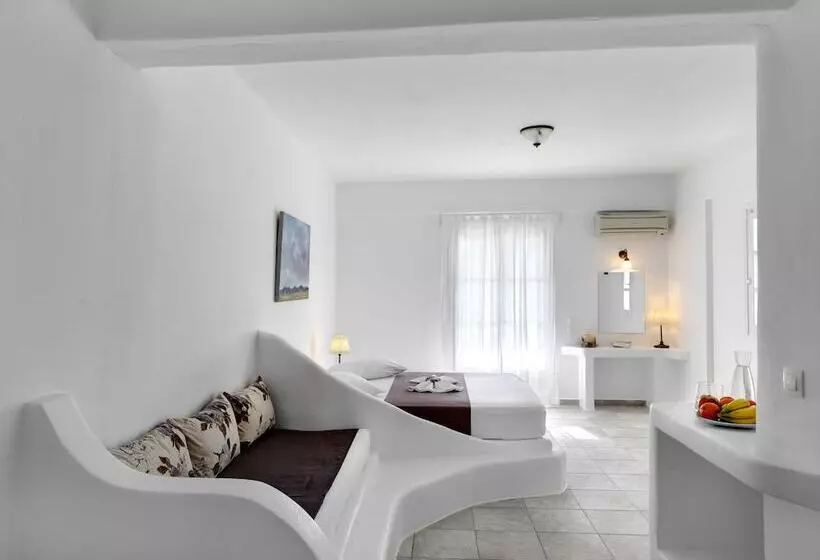 اتاق خانوادگی با چشم‌انداز دریا, Aloni Hotel & Suites