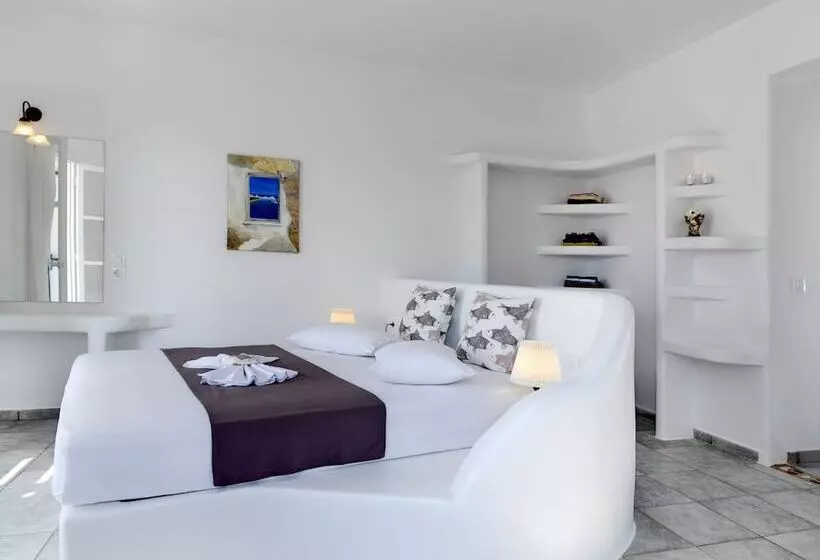 اتاق خانوادگی با چشم‌انداز دریا, Aloni Hotel & Suites