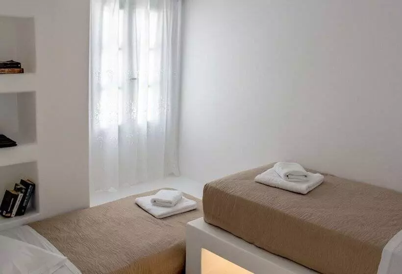 اتاق خانوادگی با چشم‌انداز دریا, Aloni Hotel & Suites