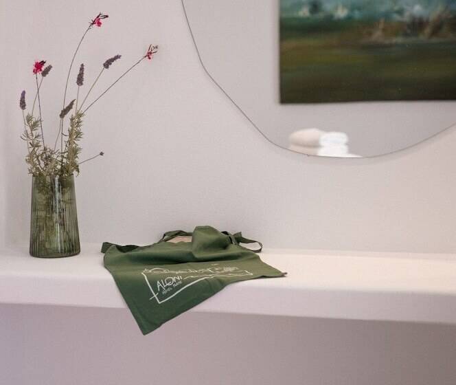 جناح مزود بحمام سباحة, Aloni Hotel & Suites