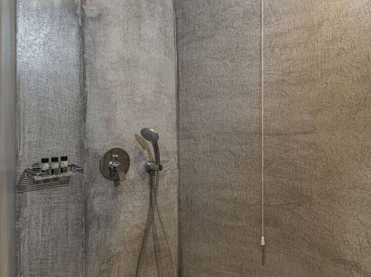 جناح مزود بحمام سباحة, Aloni Hotel & Suites