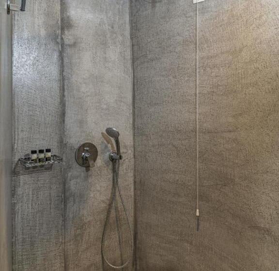 Люкс с Бассейном, Aloni Hotel & Suites