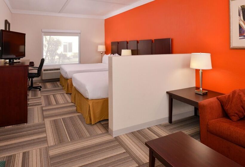 Люкс, Holiday Inn Express & Suites Florida City Gateway To Keys, An Ihg