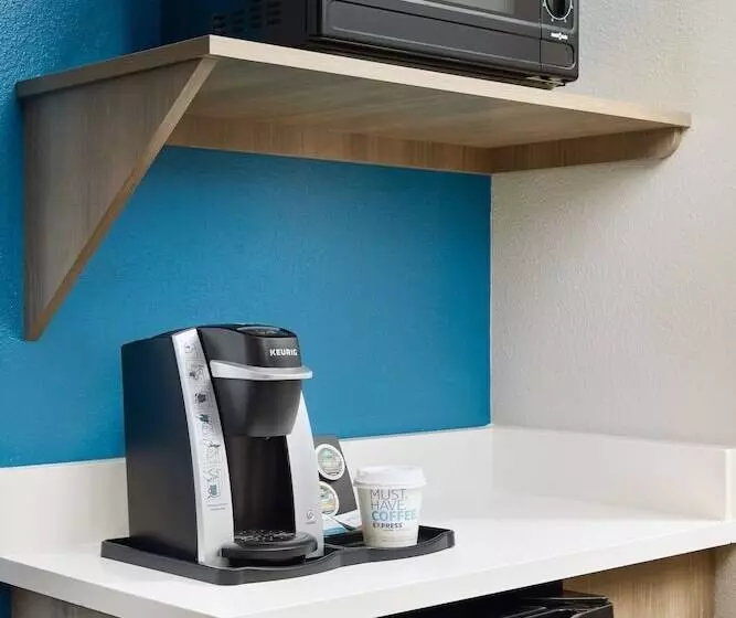 スイート, Holiday Inn Express Hotel & Suites Port St. Lucie West, An Ihg