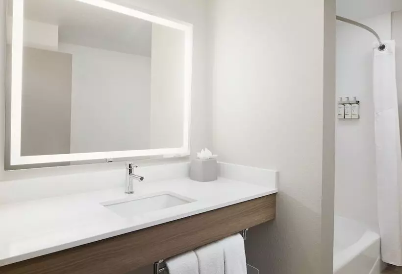 身障者適用スイートルーム, Holiday Inn Express Hotel & Suites Port St. Lucie West, An Ihg