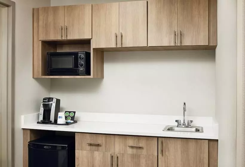 身障者適用スイートルーム, Holiday Inn Express Hotel & Suites Port St. Lucie West, An Ihg