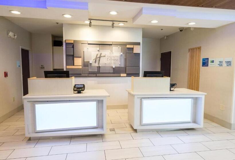 غرفة قياسية, Holiday Inn Express Hotel & Suites Clinton, An Ihg