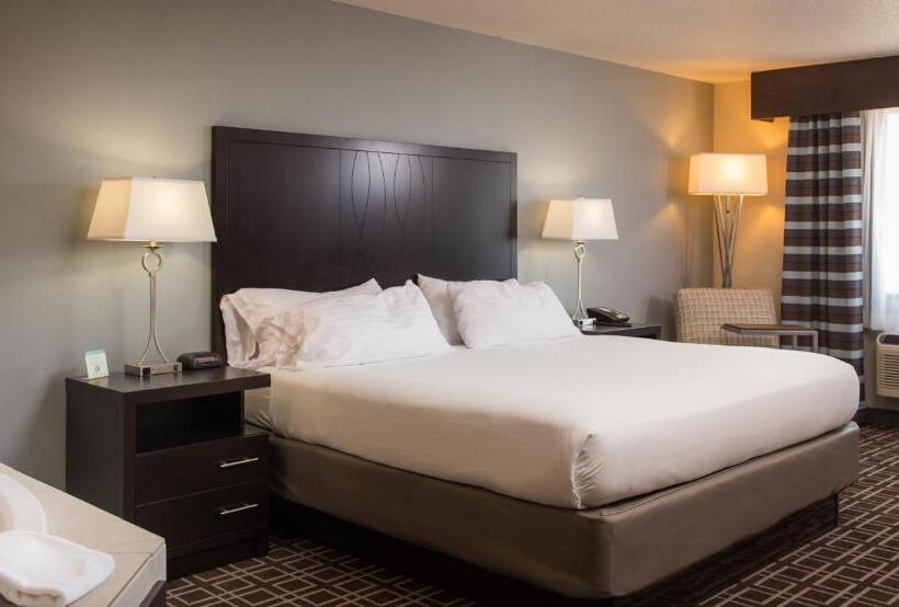 강 전망 스위트, Holiday Inn Express Le Claire Riverfront Davenport, An Ihg