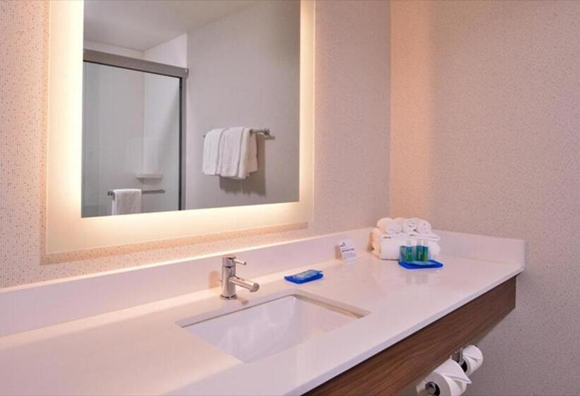 带大床的标准间, Holiday Inn Express Madera, An Ihg