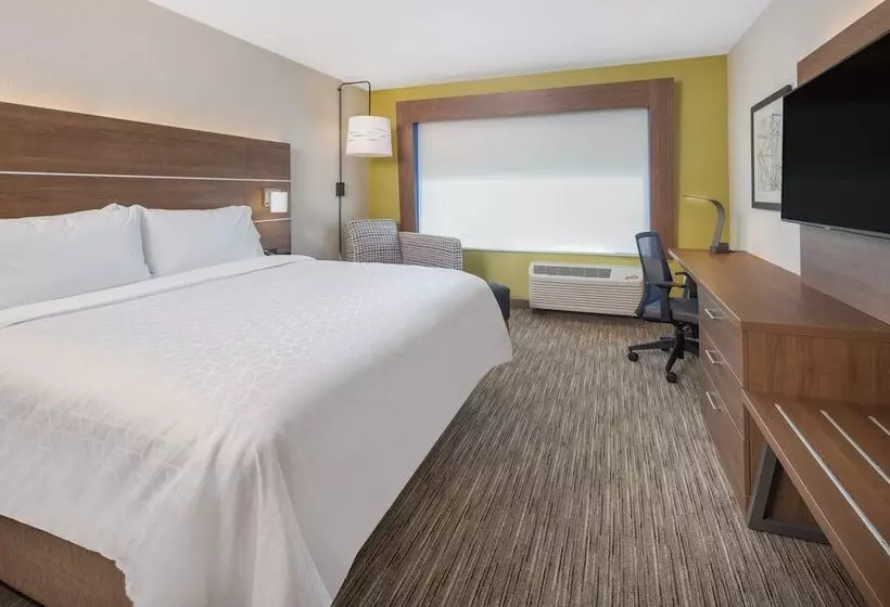 スイート, Holiday Inn Express Madera, An Ihg