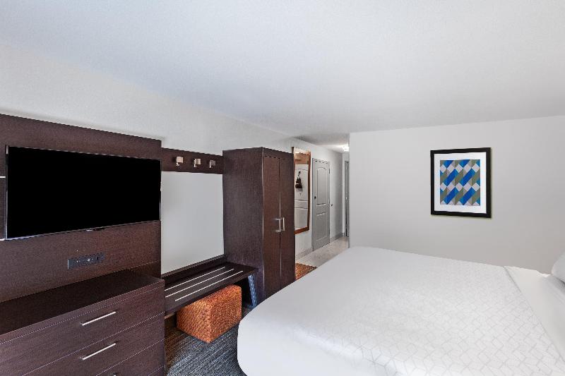 חדר סטנדרט מותאם לאדם עם מוגבלויות, Holiday Inn Express & Suites Baton Rouge East, An Ihg