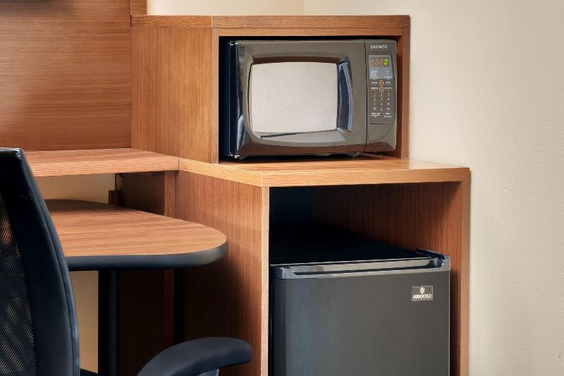 Люкс Кровать Кинг, Holiday Inn Express & Suites Clovis Fresno Area, An Ihg