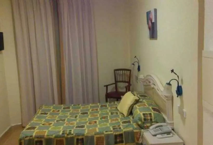 اتاق استاندارد یک نفره, Paloma