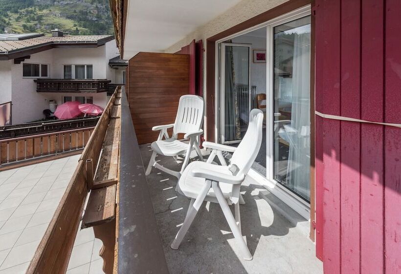 スタンダードルーム, Rhodania