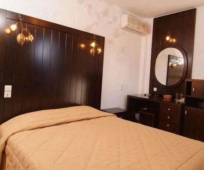 스탠다드 룸 산 전망, Taxiarches